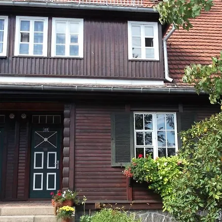 Wohnen Im Holzhaus *